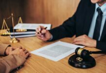 How Can A Divorce Lawyer In Florida Help With Divorce Settlements? Divorce Lawyer